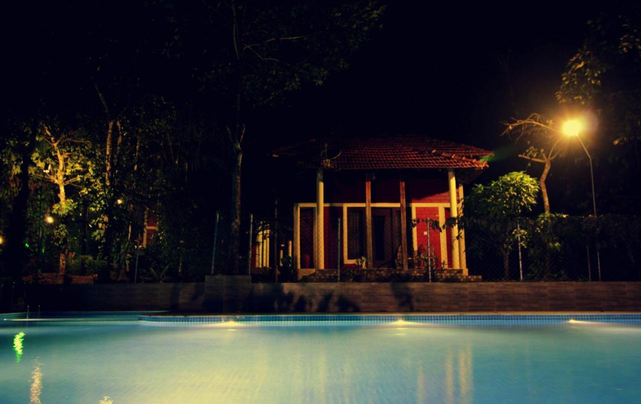 Pepper Green Wayanad Resort With Swimming Pool Kattikkulam Exterior foto