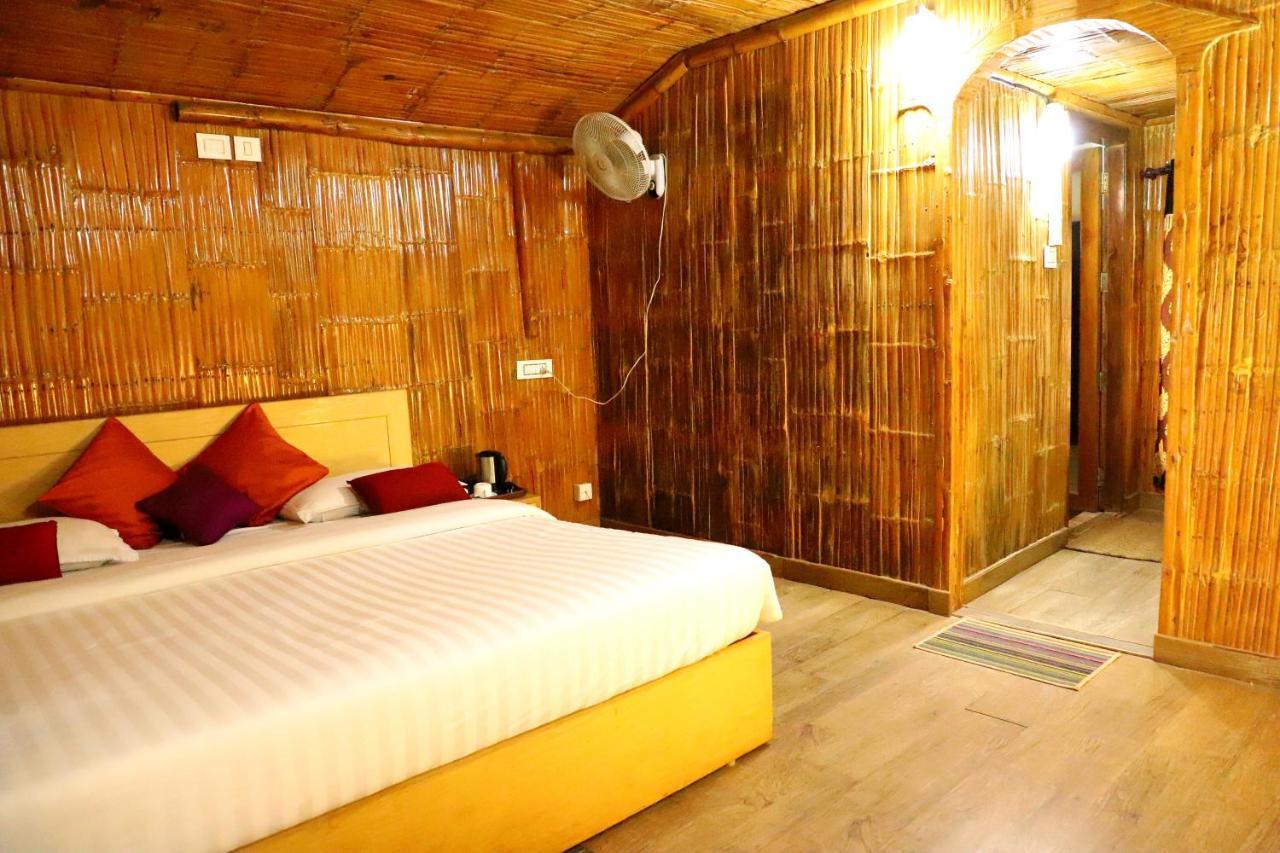 Pepper Green Wayanad Resort With Swimming Pool Kattikkulam Exterior foto